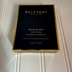 Relevant Rele-Blur Soft Focus Powder Foundation Inspire 22 NEW 870